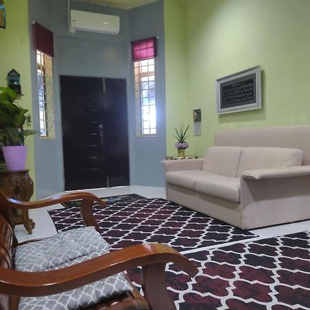 Singgahan Keluarga Jitu Jitra Esterno foto