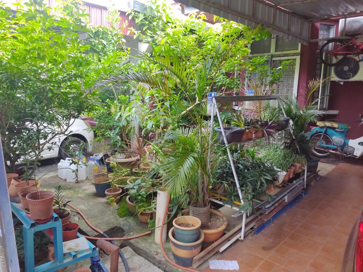 Singgahan Keluarga Jitu Jitra Esterno foto