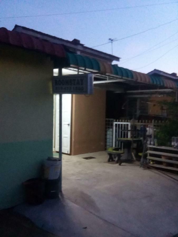 Singgahan Keluarga Jitu Jitra Esterno foto
