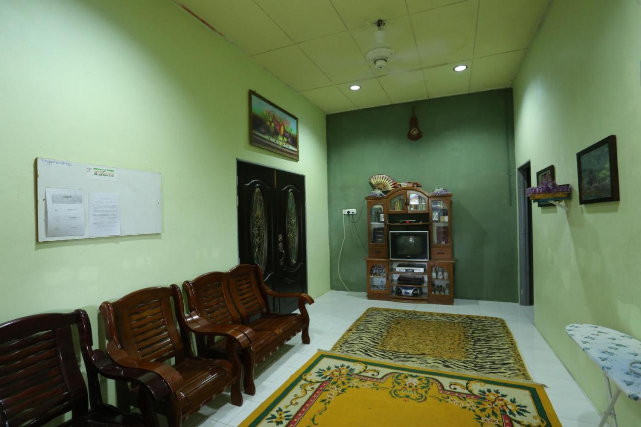 Singgahan Keluarga Jitu Jitra Esterno foto